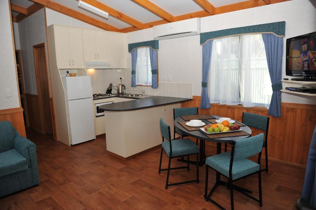 Levi Adelaide Holiday Park Szoba fotó